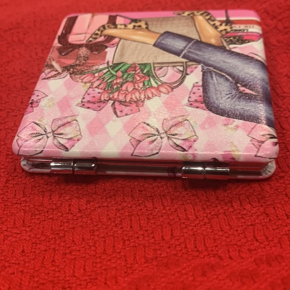 Compact Double Side Mirror - Picture 4 of 7